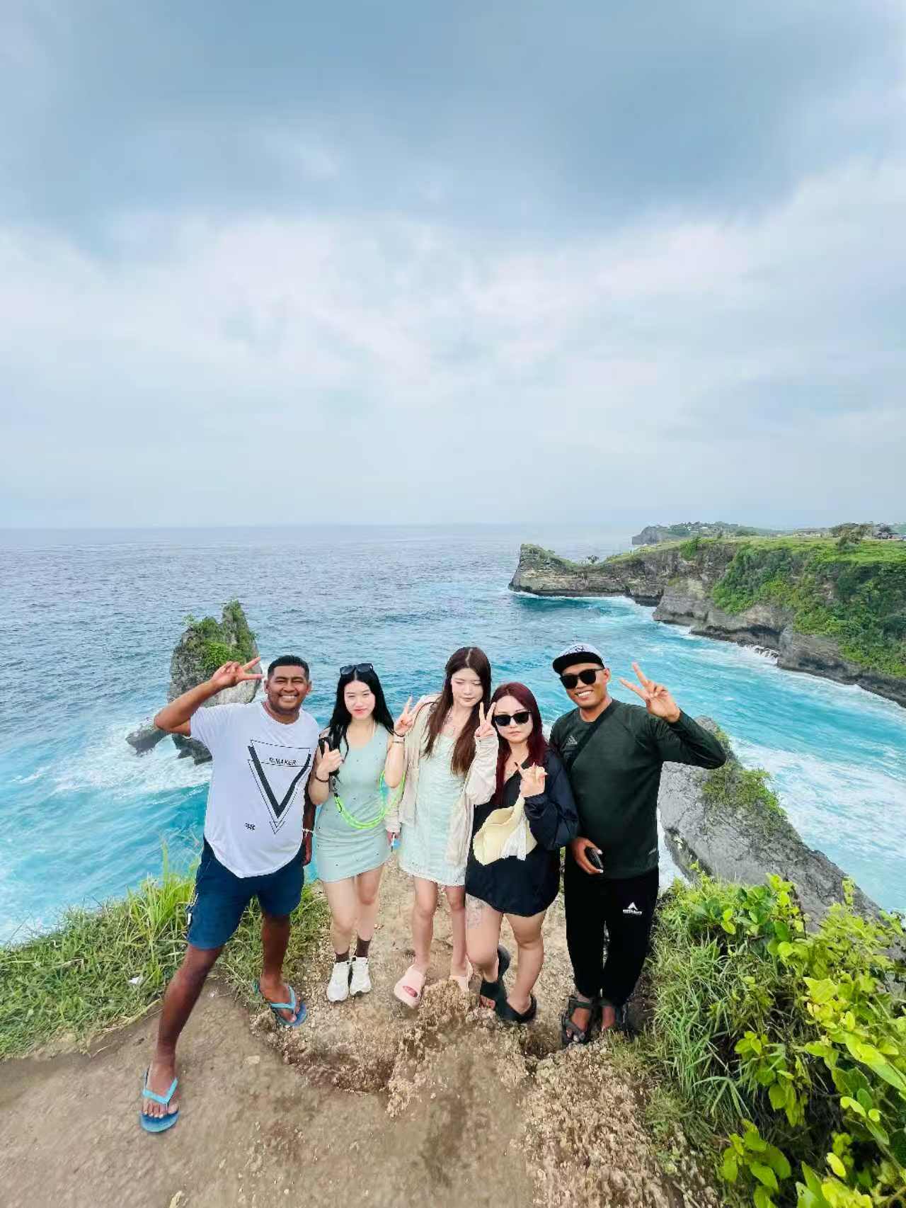 Tour Guide Professional